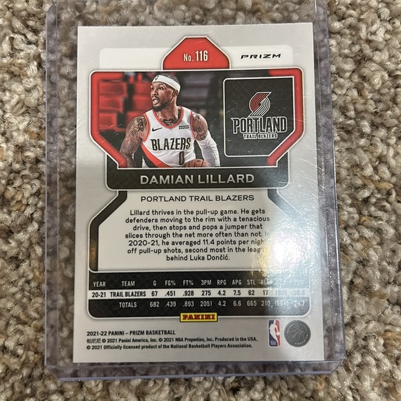 Damian Lillard red prizm - Picture 2 of 2